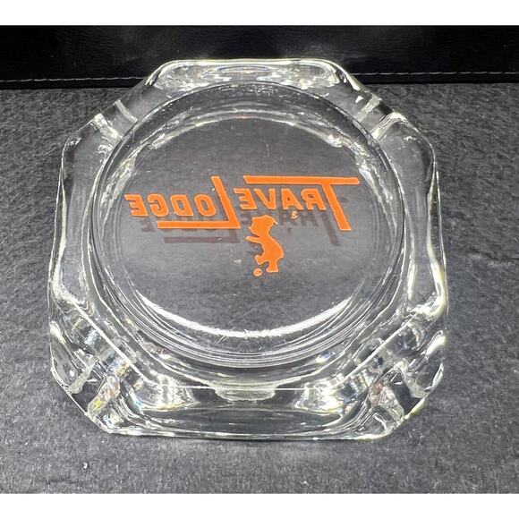 Vintage - Travel Lodge -‎ Glass ASHTRAY - Picture 2 of 2